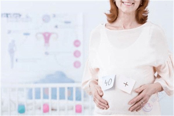 40岁做试管婴儿，选择自然周期还是人工周期？